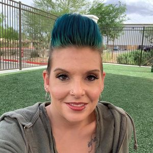 Meet your Posher, Melanie